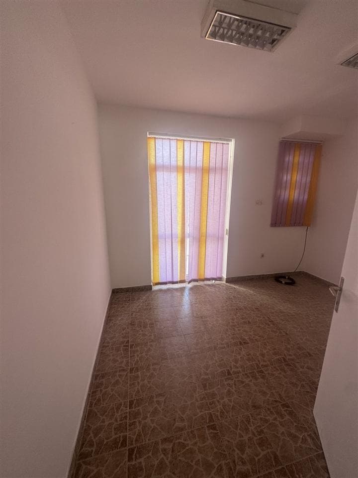 Се изнајмува деловен простор во Куманово - За Изнајмување - Куманово - Слика 3