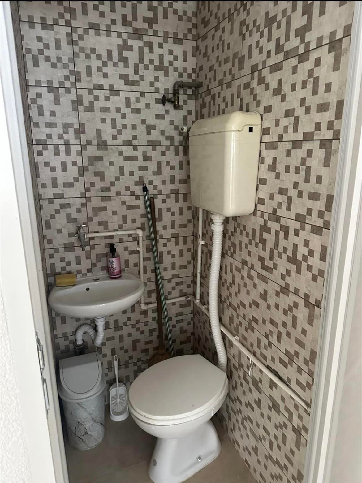 Се изнајмува деловен простор во Куманово - За Изнајмување - Куманово - Слика 5