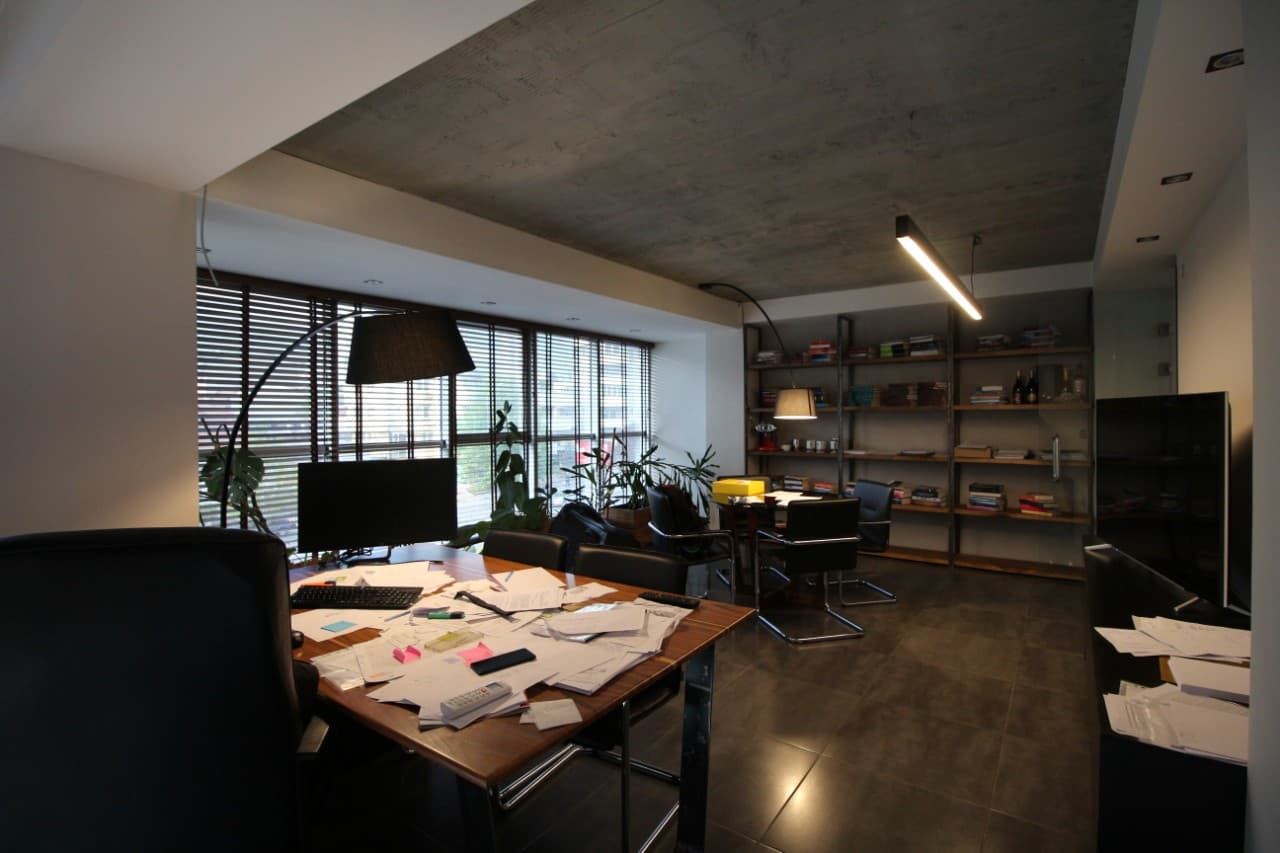 Се изнајмува ексклузивен деловен простор во Центар - За Изнајмување - Центар - Слика 6