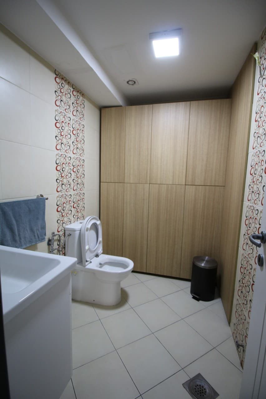 Се изнајмува ексклузивен деловен простор во Центар - За Изнајмување - Центар - Слика 7