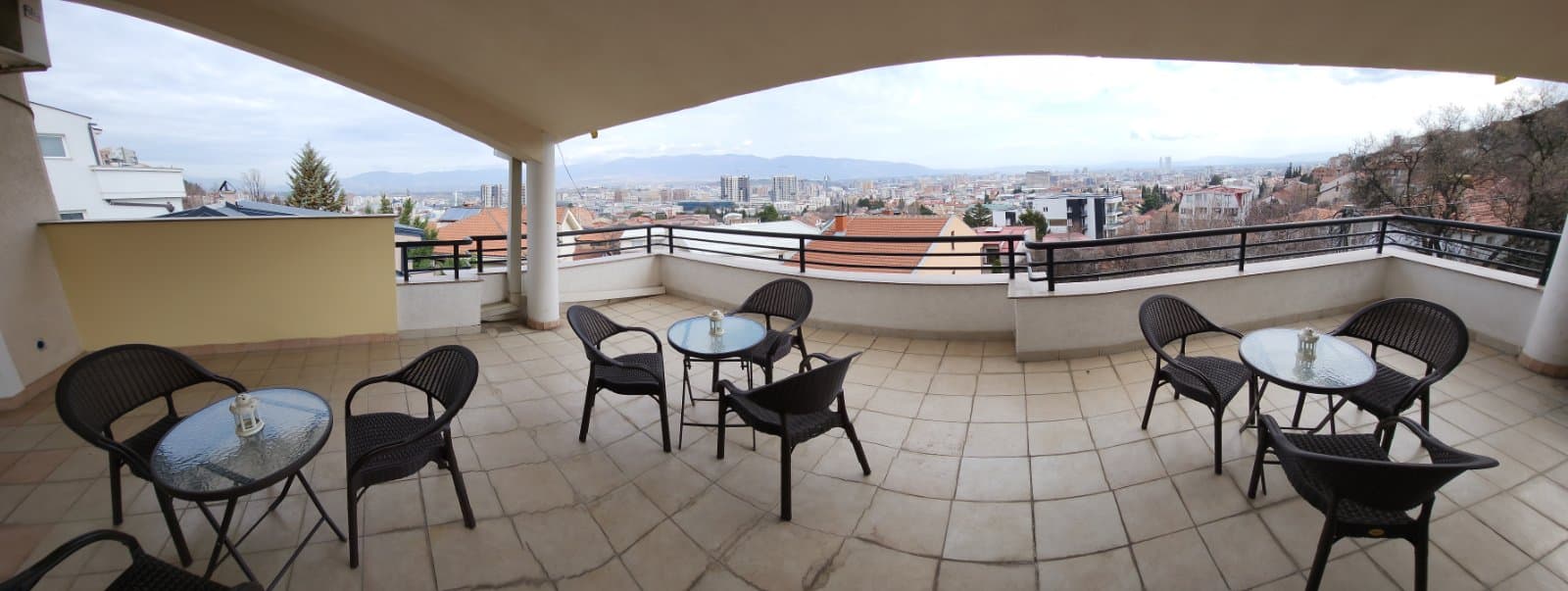 Spacious house 400m² in Crnice - For Rent - Crniche - Image 12