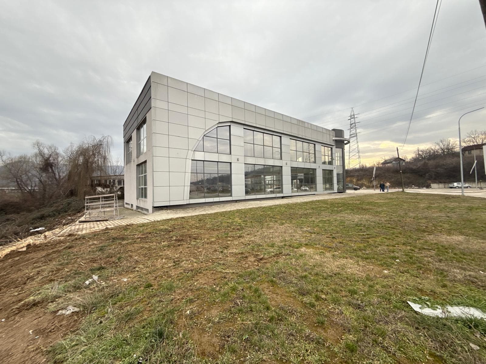 Деловен објект на одлична локација во Драчево - За Изнајмување - Кисела Вода - Слика 20