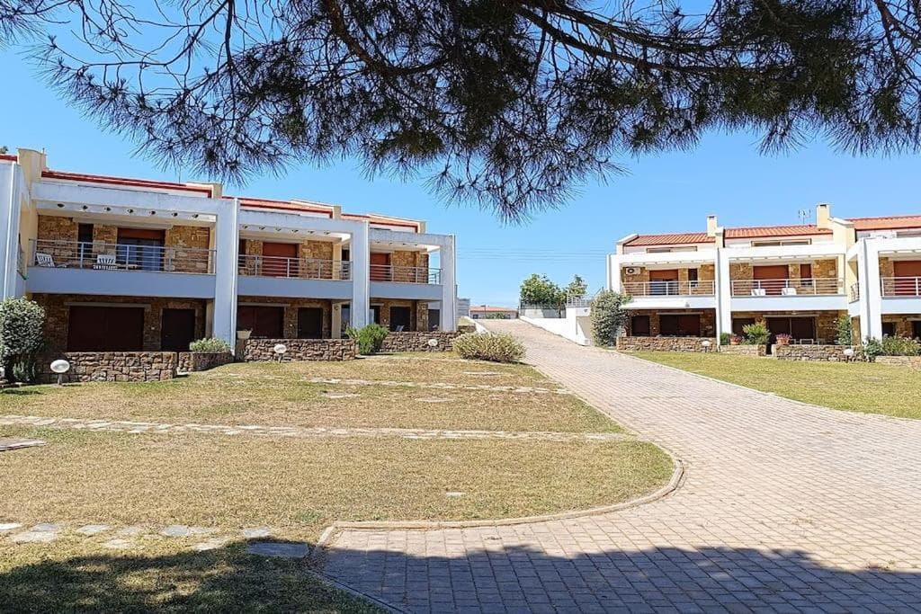 Three Bedroom Maisonette in Afytos - For Rent - Greece