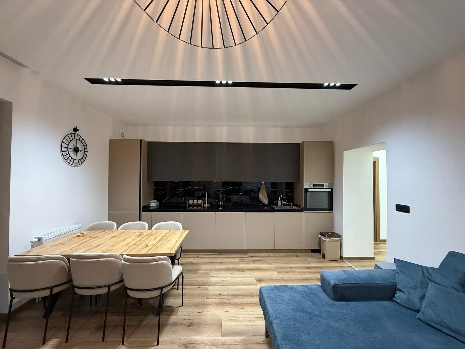 Fully furnished house 298m2 Mavrovo - 3