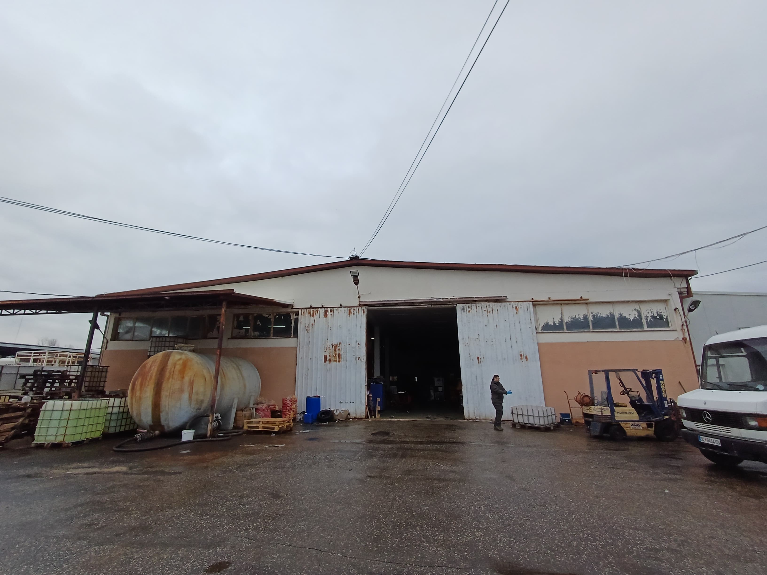 Industrial Complex with Two Buildings in Madjari - For Rent - Gazi Baba - Image 5