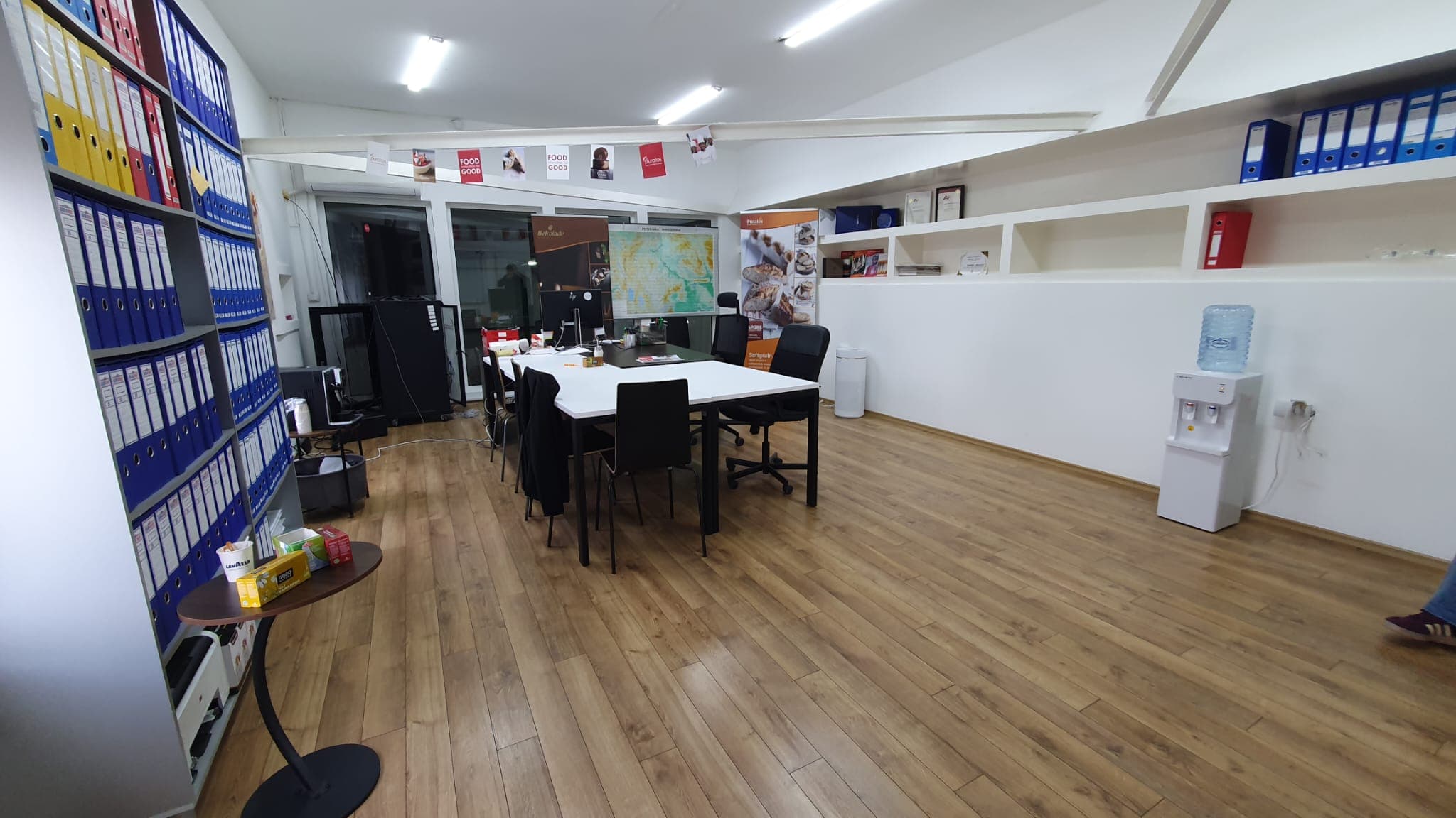 Магацин од 950м2 во индустриска зона Визбегово - За Изнајмување - Бутел - Слика 9