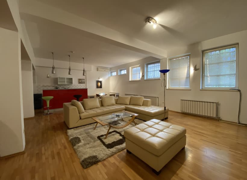 Beautiful house with spacious yard with swimming pool - For Sale - Crniche - Image 4