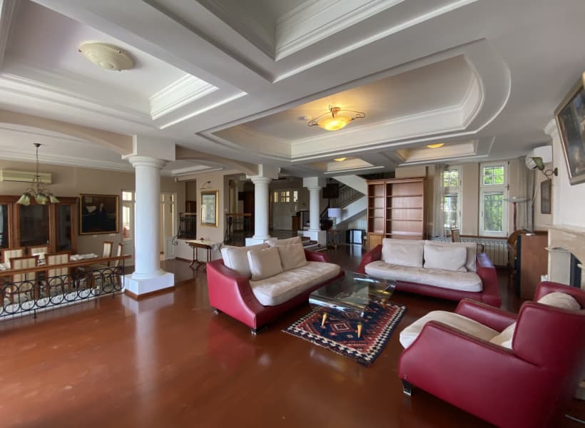 Beautiful house with spacious yard with swimming pool - For Sale - Crniche - Image 13