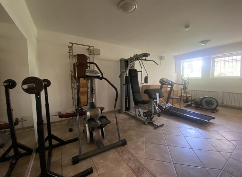 Beautiful house with spacious yard with swimming pool - For Sale - Crniche - Image 19