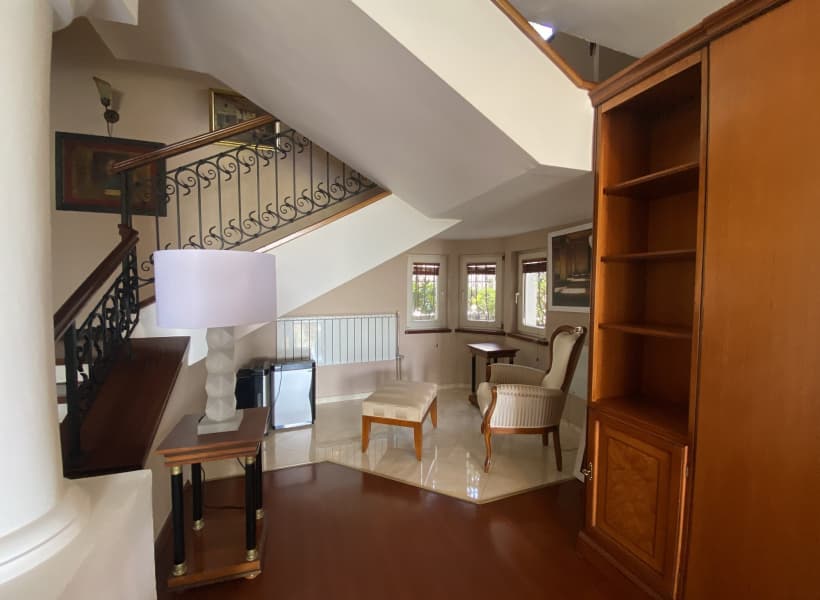 Beautiful house with spacious yard with swimming pool - For Sale - Crniche - Image 9