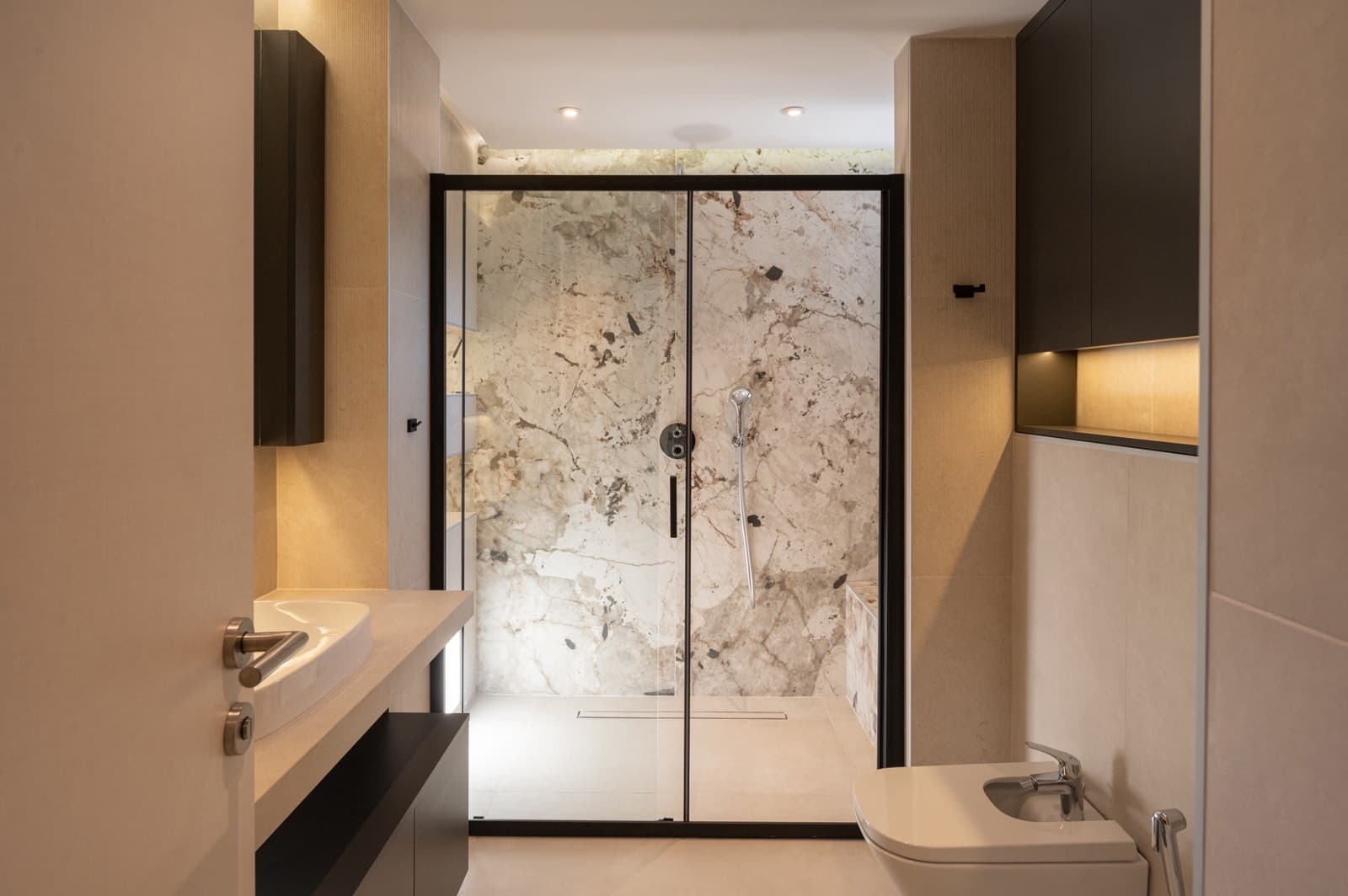 Стилски стан 111м2 во Тафталиџе - За Изнајмување - Карпош - Слика 12