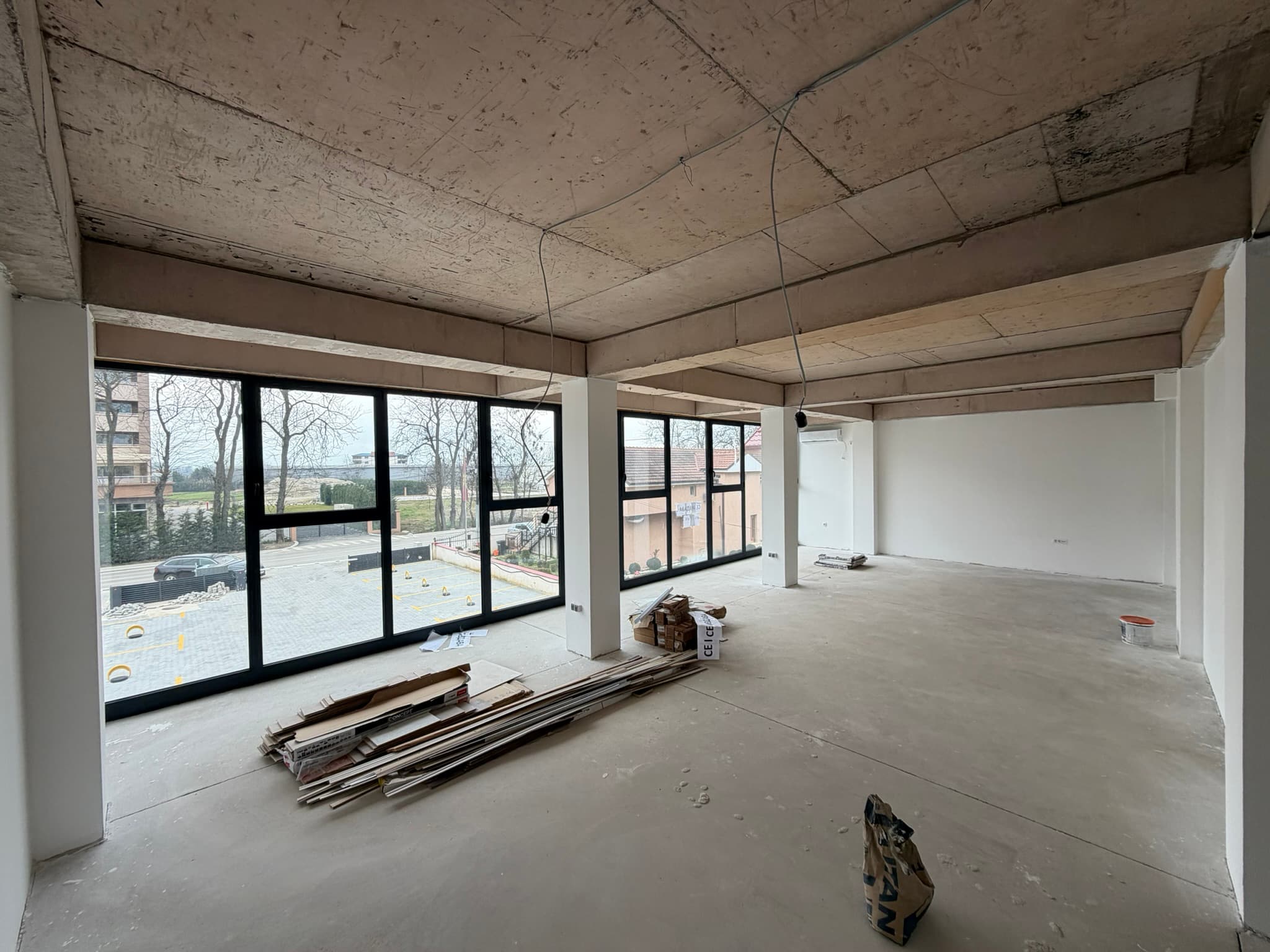 Нов деловен и магацински простор во Илинден - За Изнајмување - Илинден - Слика 2