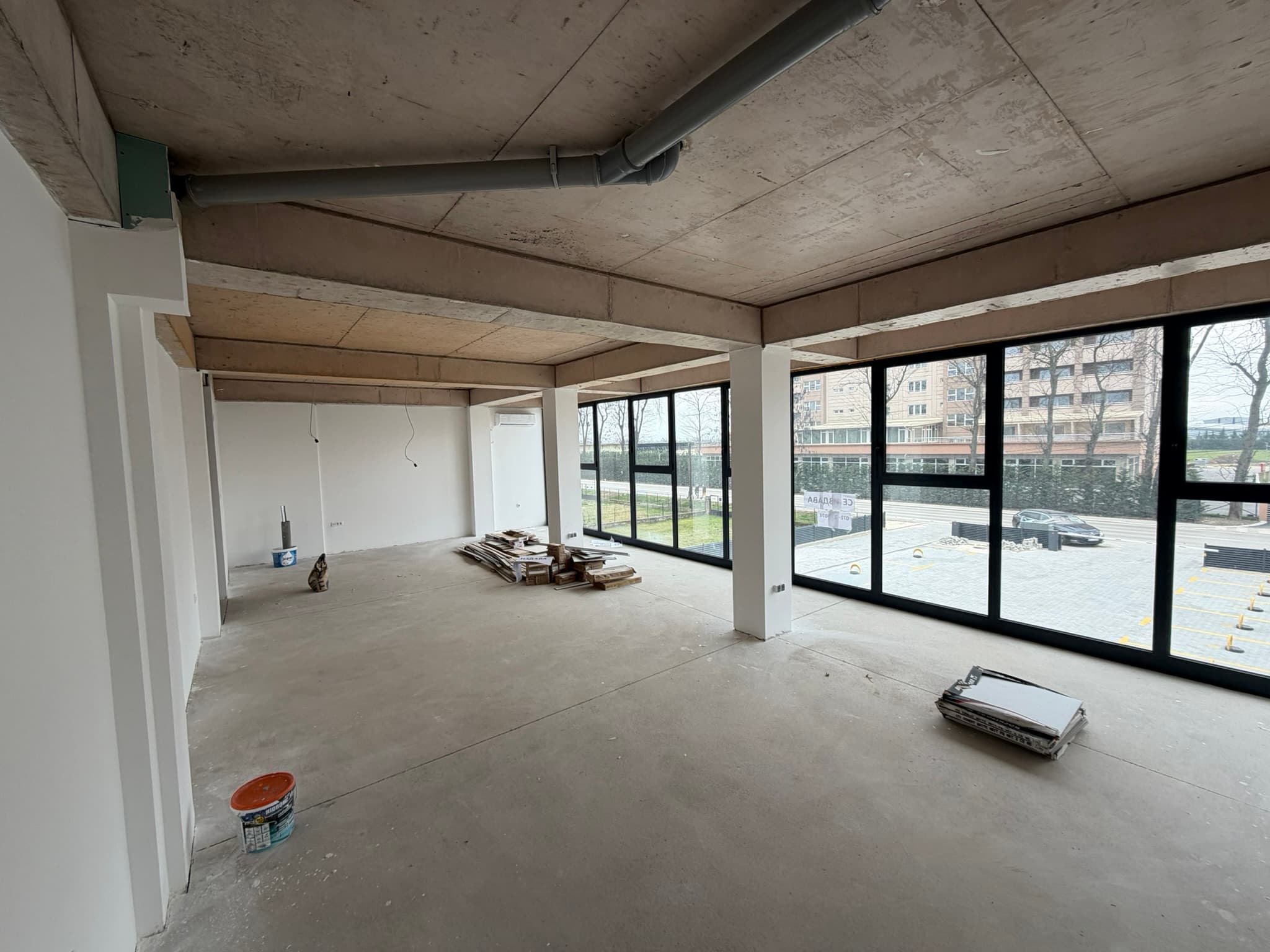 Нов деловен и магацински простор во Илинден - За Изнајмување - Илинден - Слика 1