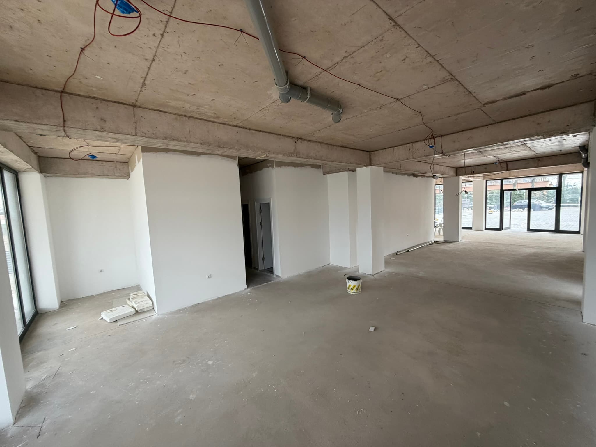 Нов деловен и магацински простор во Илинден - За Изнајмување - Илинден - Слика 3