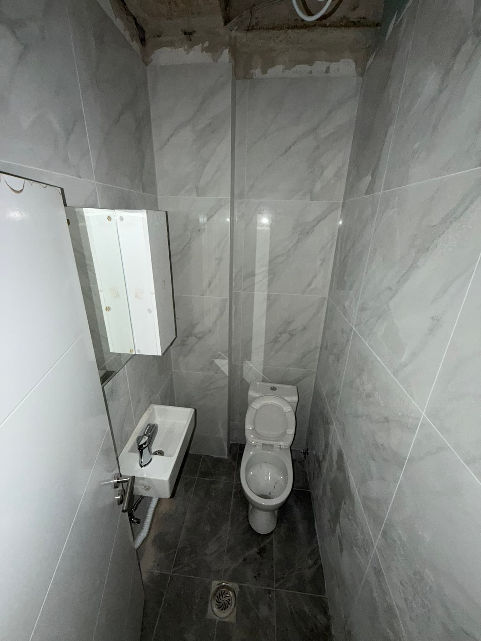 Нов деловен и магацински простор во Илинден - За Изнајмување - Илинден - Слика 20