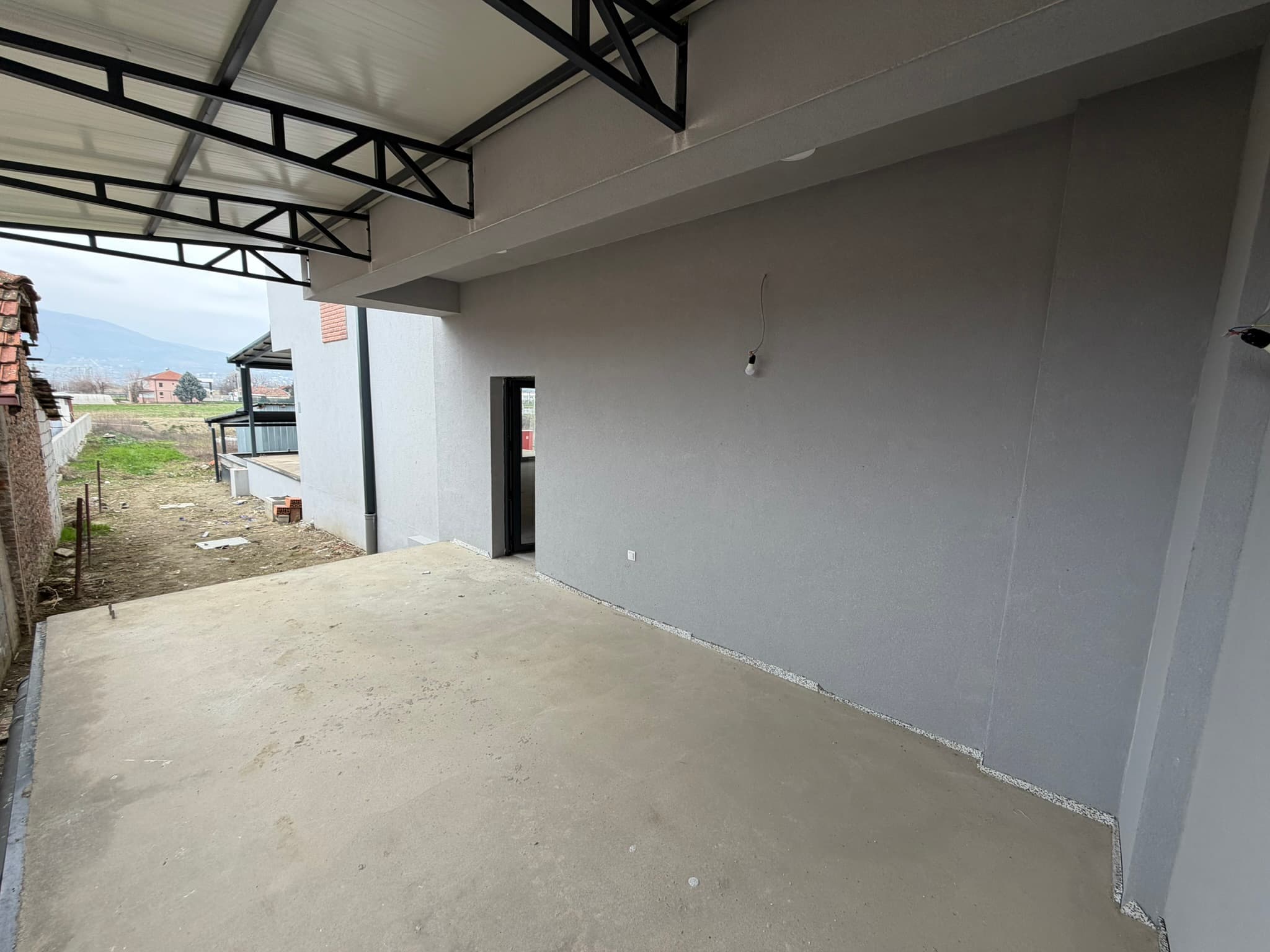 Нов деловен и магацински простор во Илинден - За Изнајмување - Илинден - Слика 9