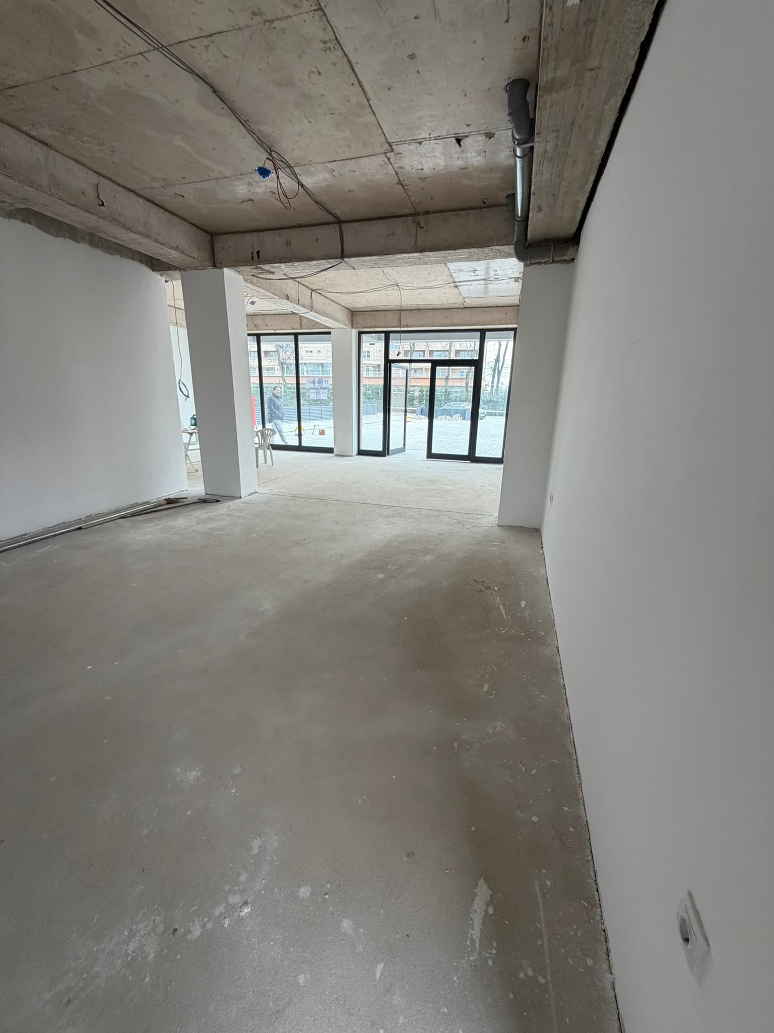 Нов деловен и магацински простор во Илинден - За Изнајмување - Илинден - Слика 10