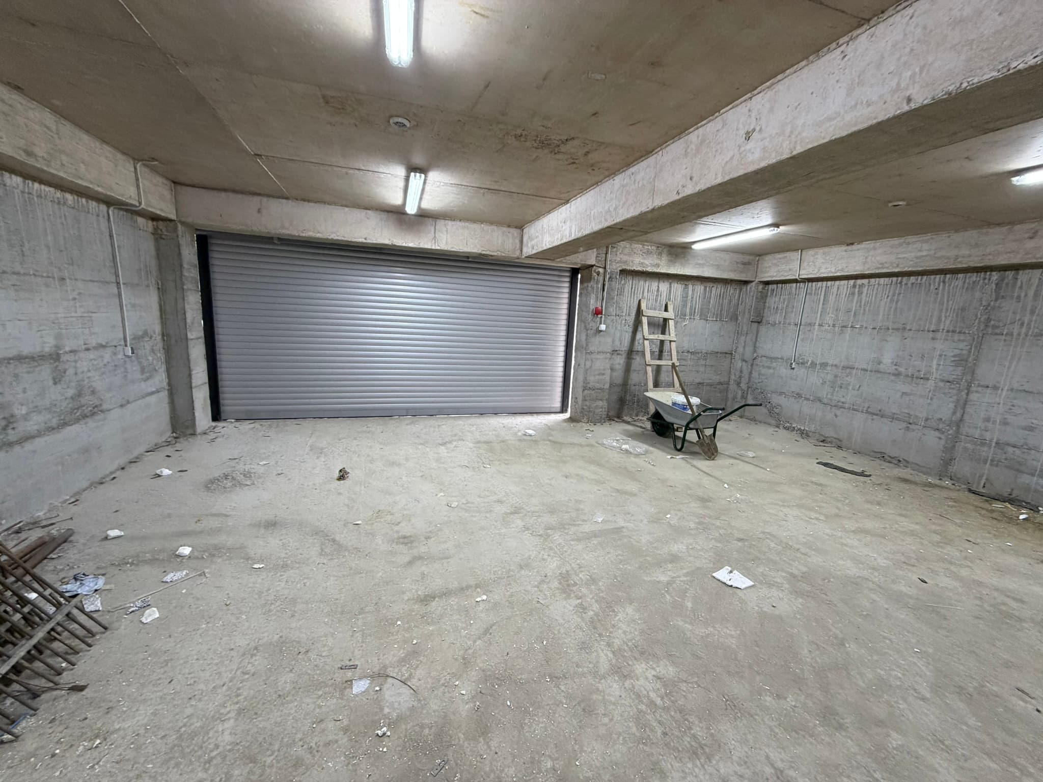 Нов деловен и магацински простор во Илинден - За Изнајмување - Илинден - Слика 12