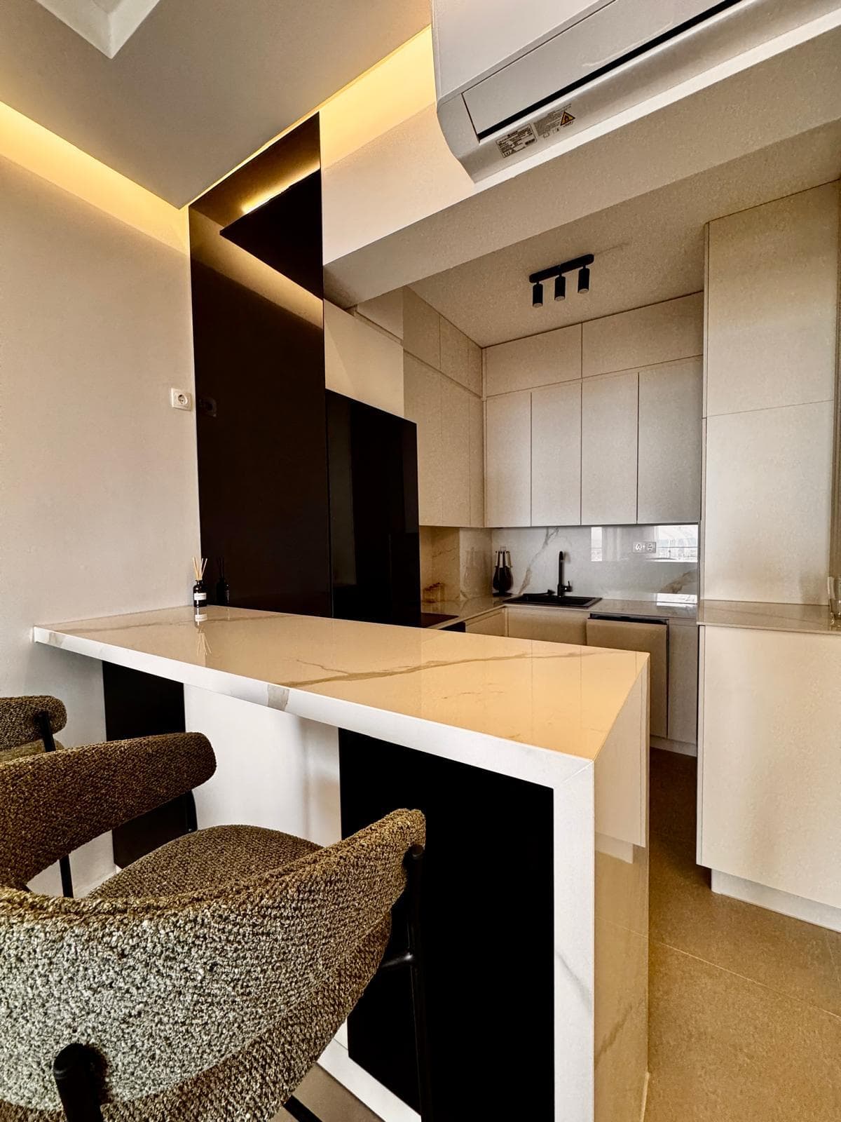 Комплетно опремен стан на Водно - За Изнајмување - Водно - Слика 3