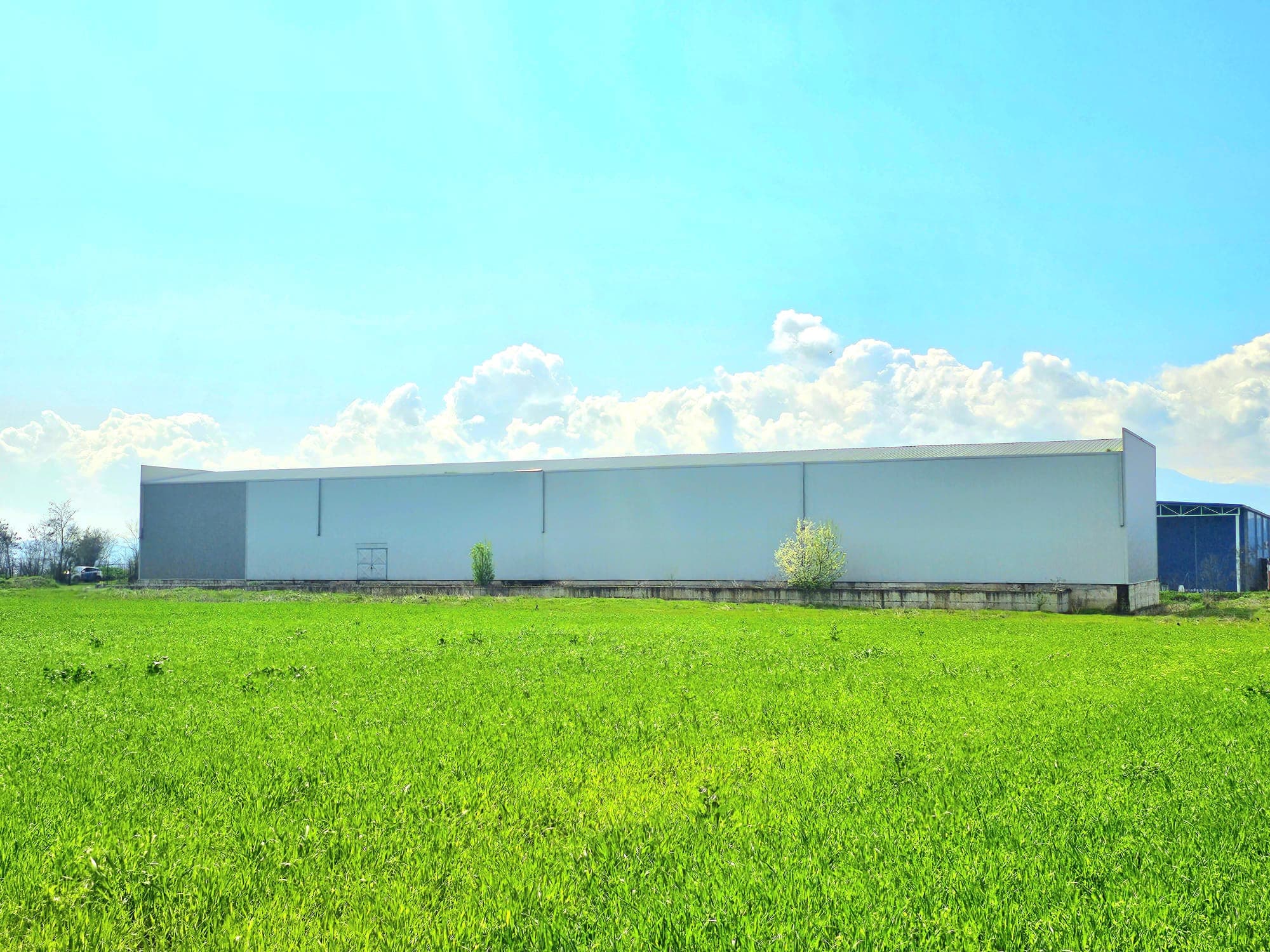 Нов Магацински Простор од 1250м2 во Илинден - 2