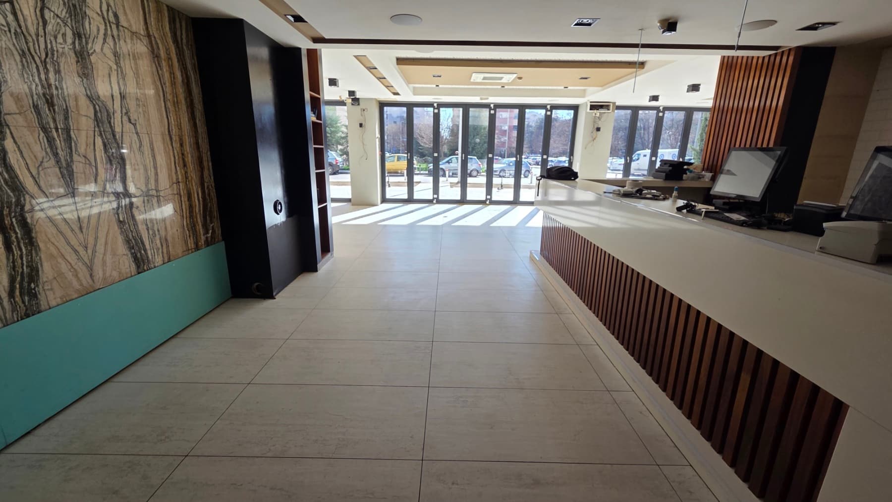 Business space for sale in Aerodrom - For Sale - Aerodrom - Image 4