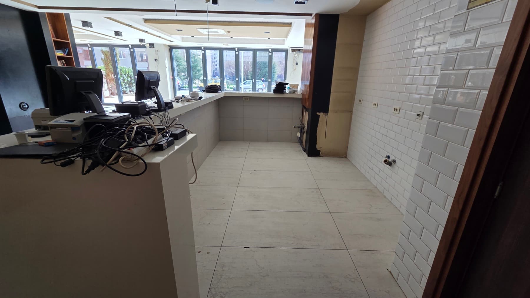 Business space for sale in Aerodrom - For Sale - Aerodrom - Image 5