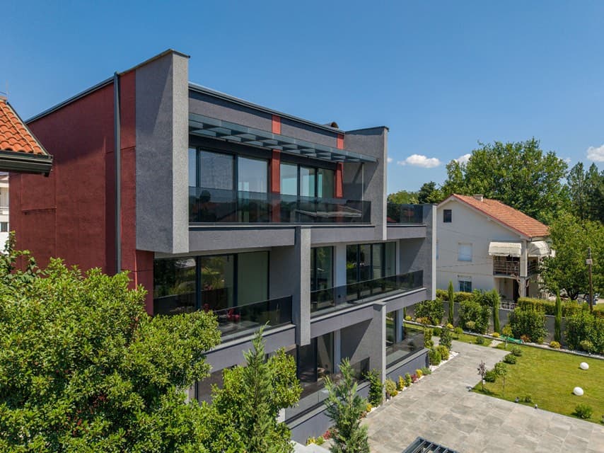 Exclusive house 600m2 in Vlae - 3