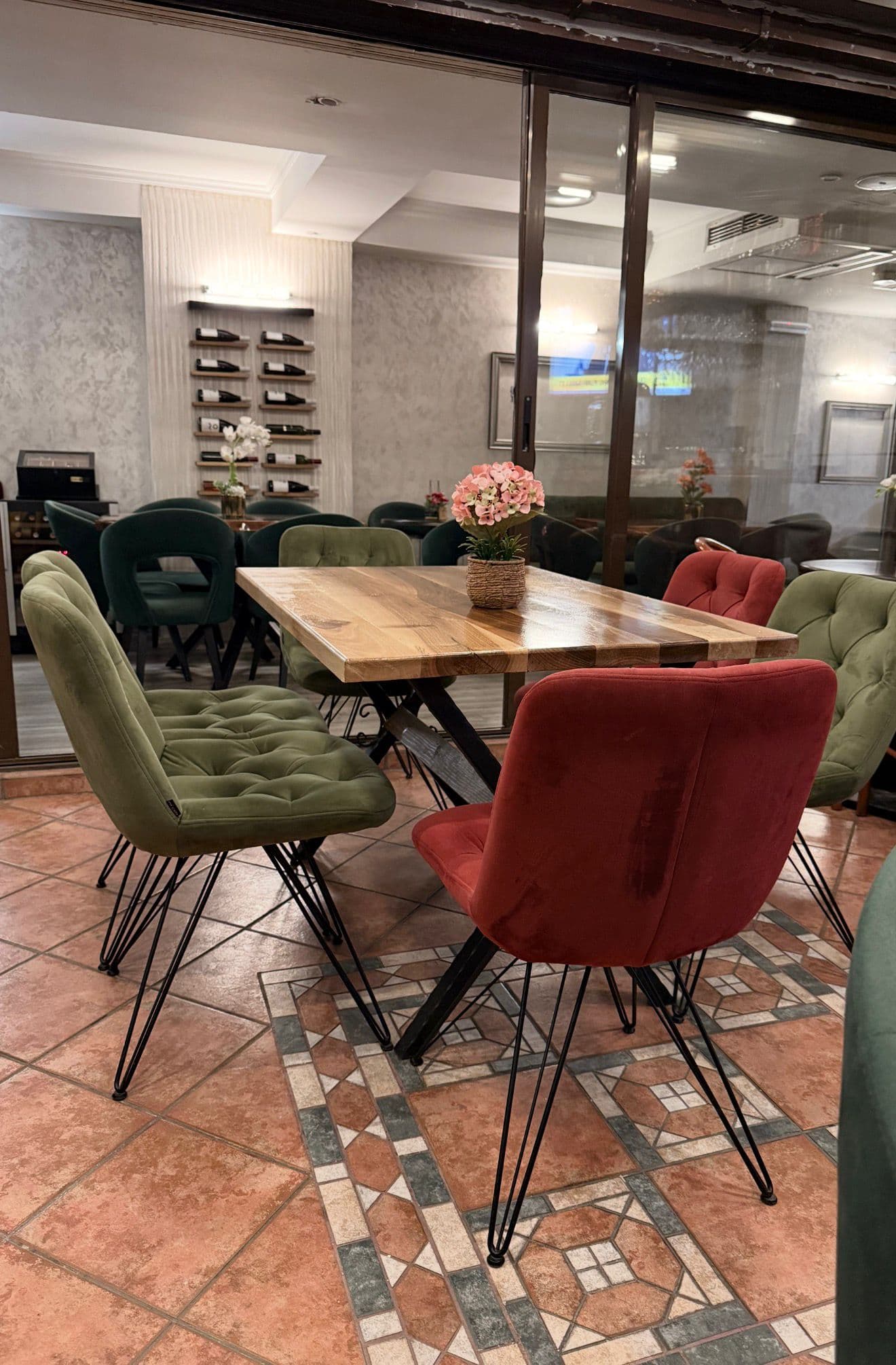 Fully equipped café for rent in the Center - For Rent - Centar - Image 4