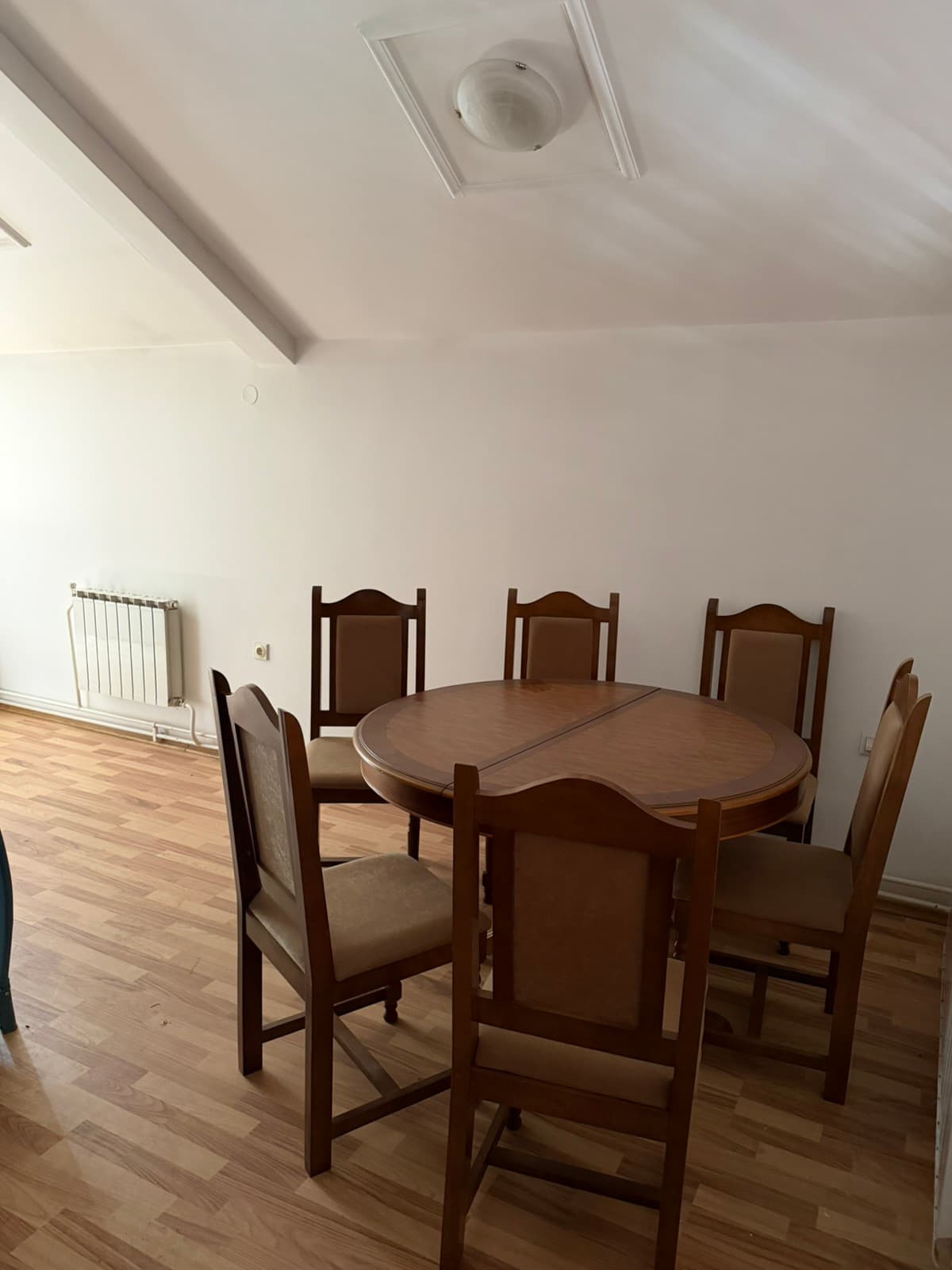 Kуќа 276м2 во Визбегово - За Продажба - Петровец - Слика 7