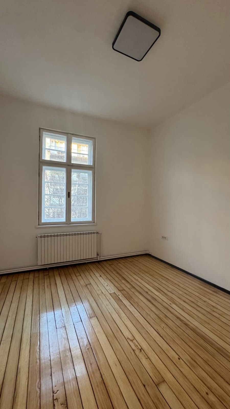 Се изнајмува деловен простор во Центар - За Изнајмување - Центар - Слика 9