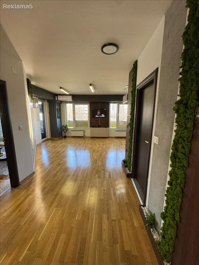 Office space for rent in Aerodrom - 3