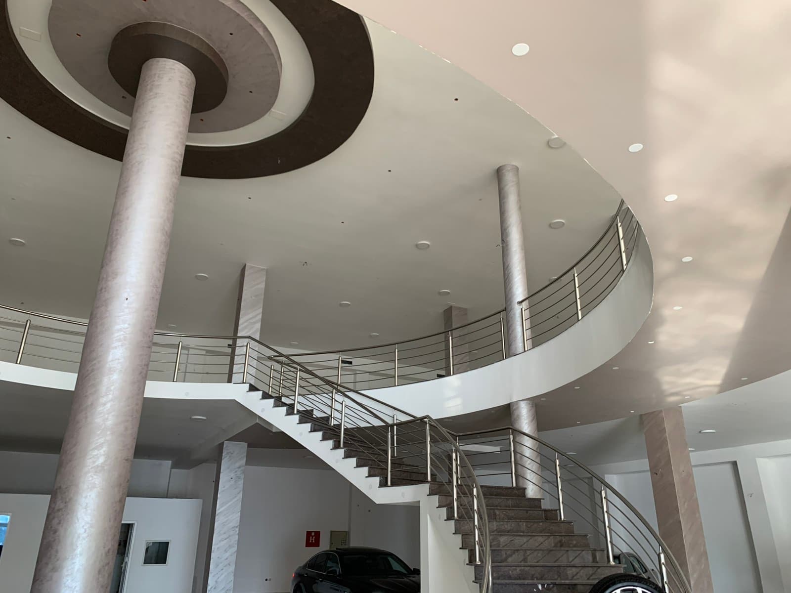 Business property for rent in Struga - For Rent - Ohrid - Image 10