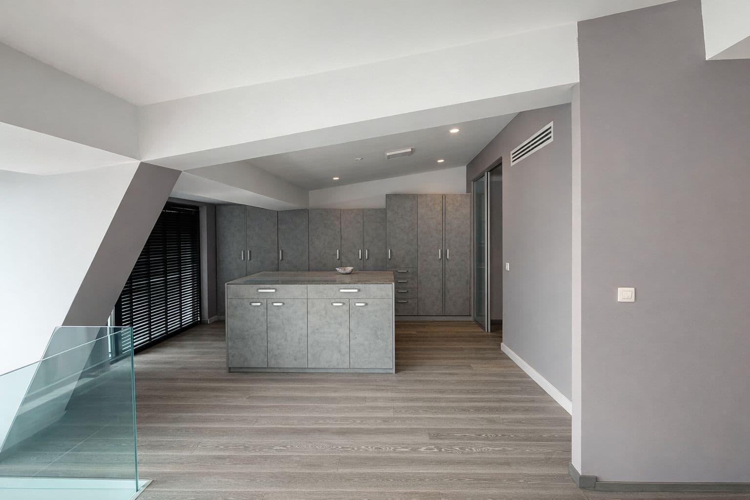 Модерен стан 190м2 во Козле - За Продажба - Карпош - Слика 8