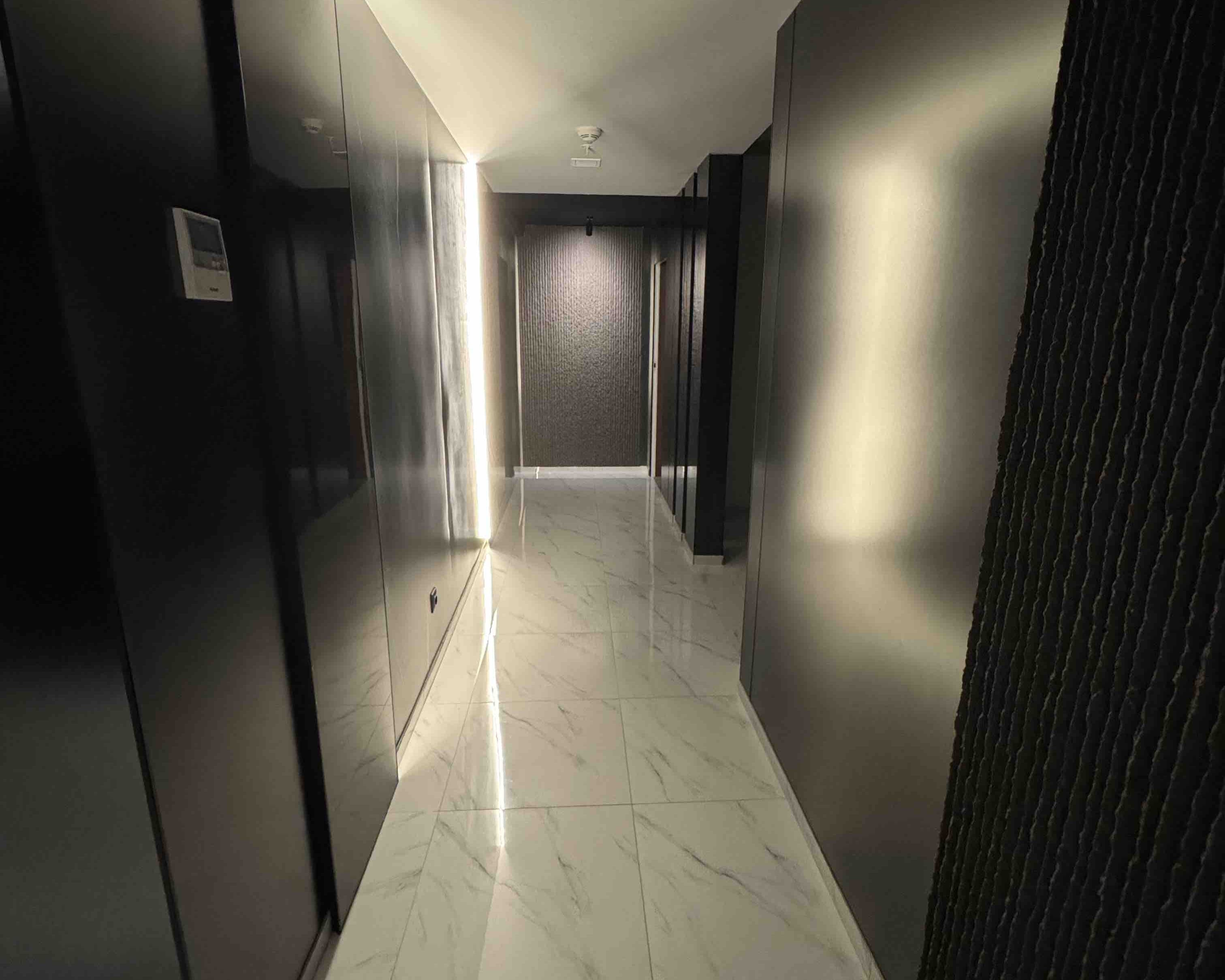 Комплетно опремен стан 100м2 во Џевахир - За Продажба - Аеродром - Слика 12