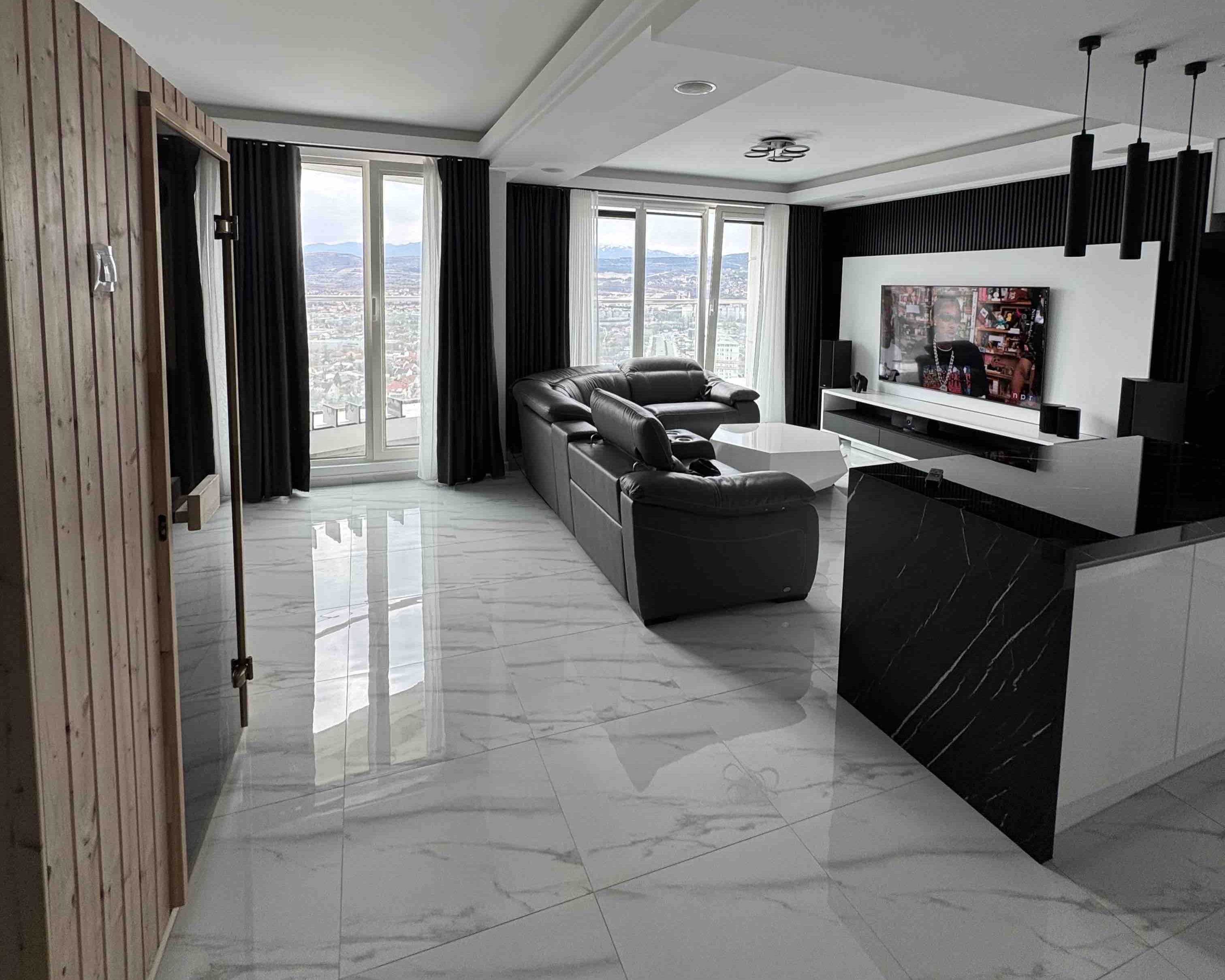 Комплетно опремен стан 100м2 во Џевахир - За Продажба - Аеродром