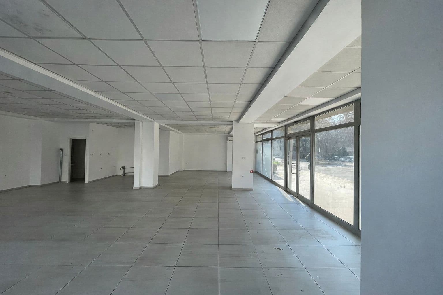 Business space for rent in Aerodrom - For Rent - Aerodrom
