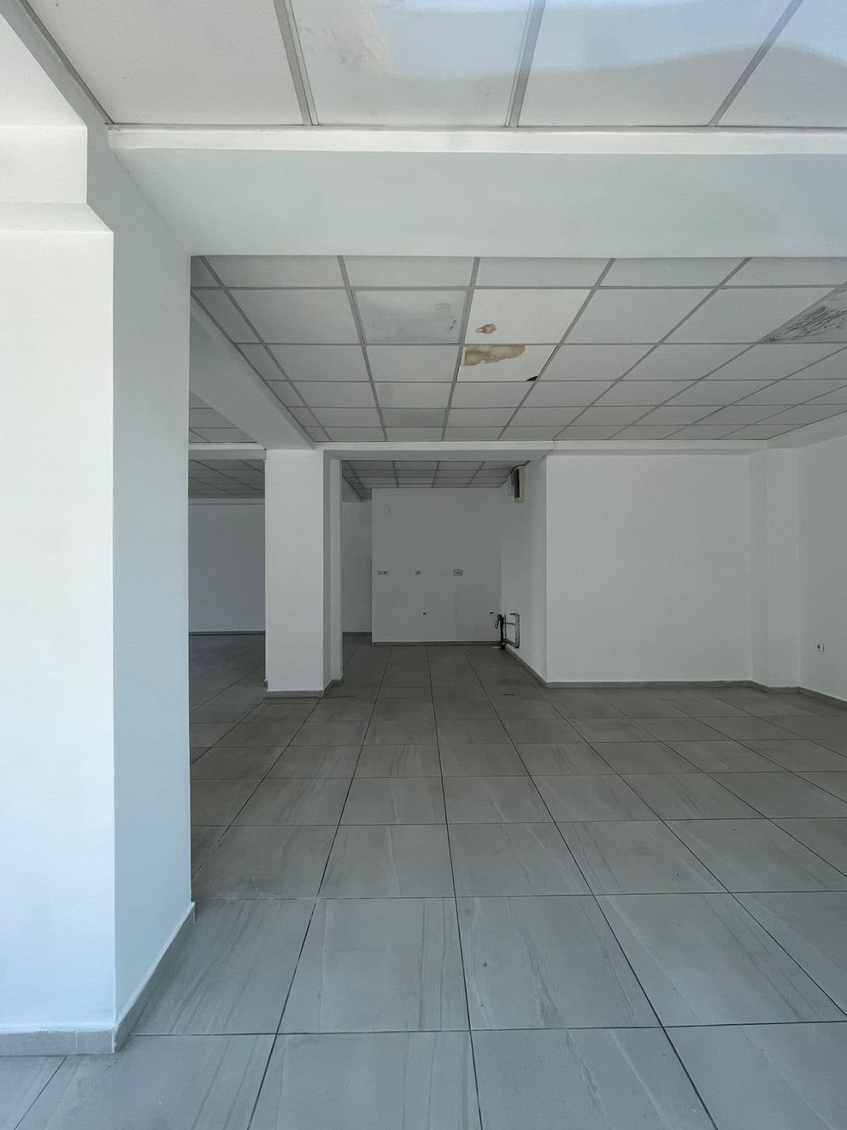 Business space for rent in Aerodrom - For Rent - Aerodrom - Image 4