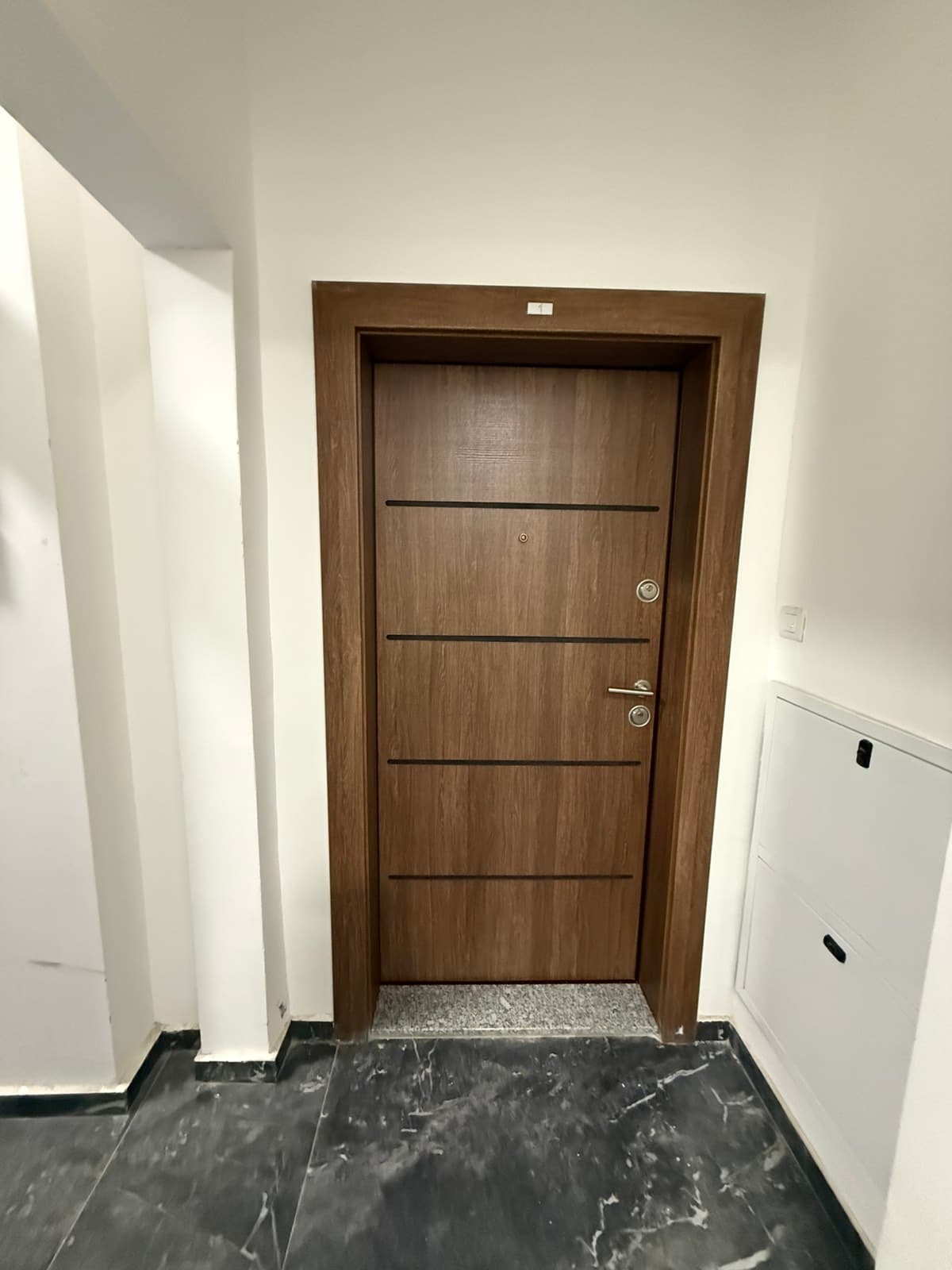 Се изнајмува деловен простор во Центар - За Изнајмување - Центар - Слика 6