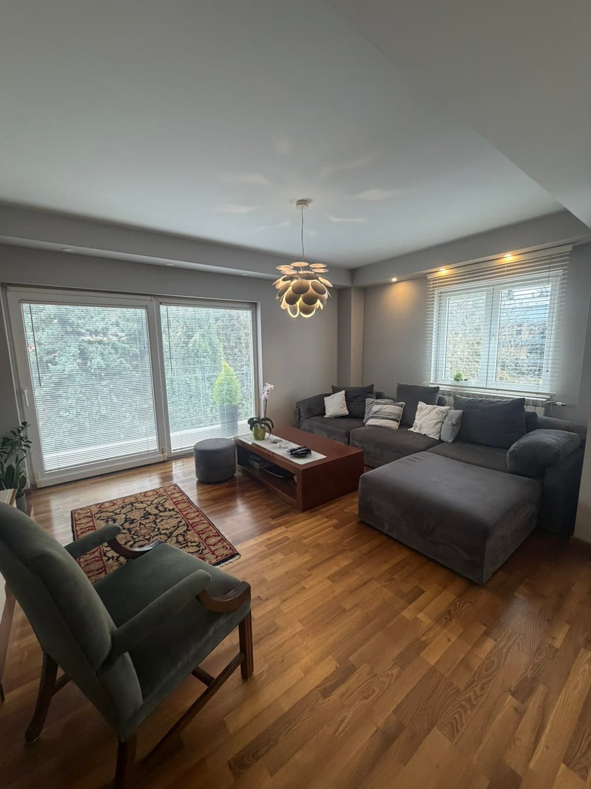 Fully furnished 101m² apartment in Vodno - For Sale - Vodno