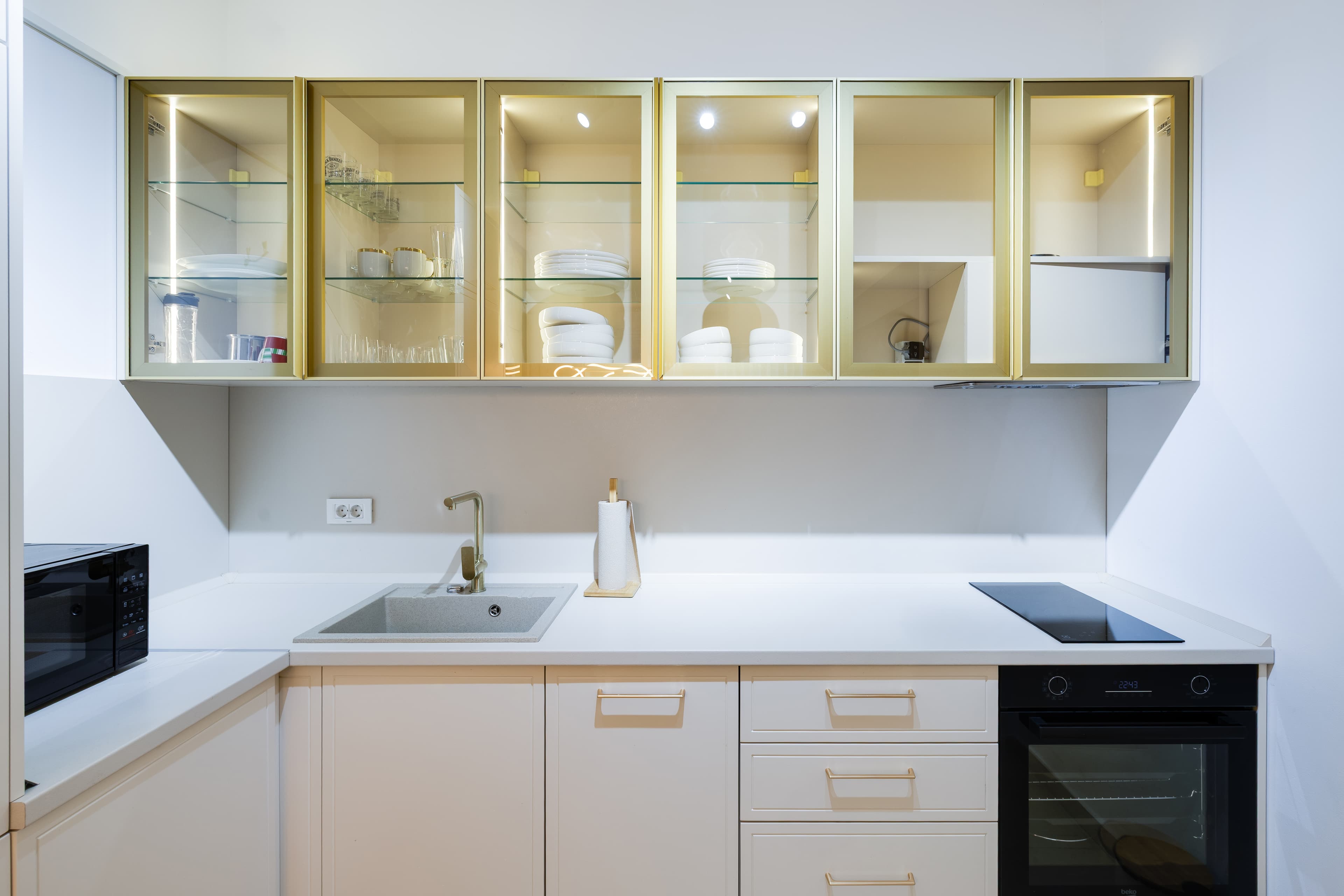 Стилски уреден стан во East Gate - За Изнајмување - Гази Баба - Слика 4