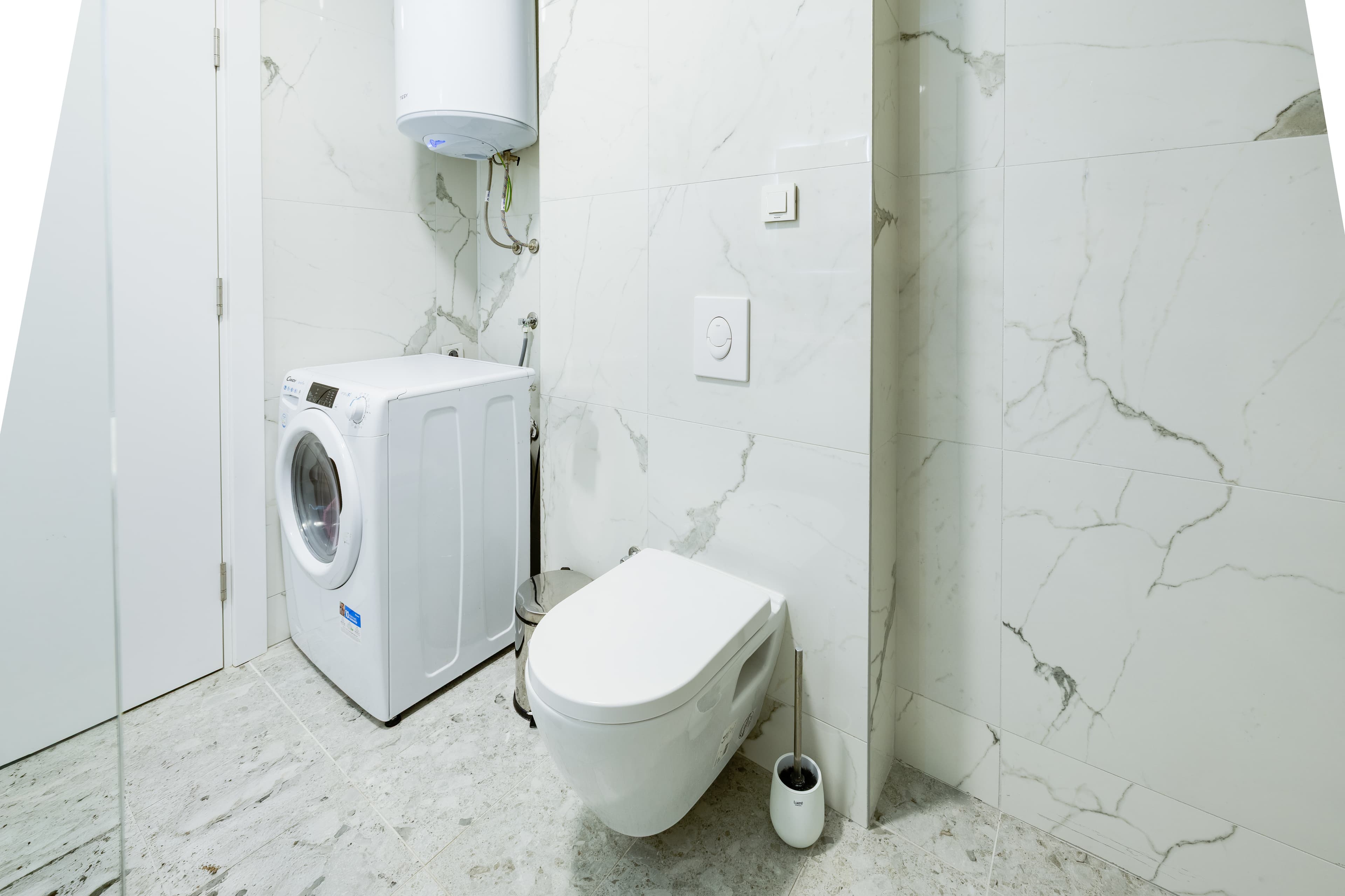 Стилски уреден стан во East Gate - За Изнајмување - Гази Баба - Слика 14