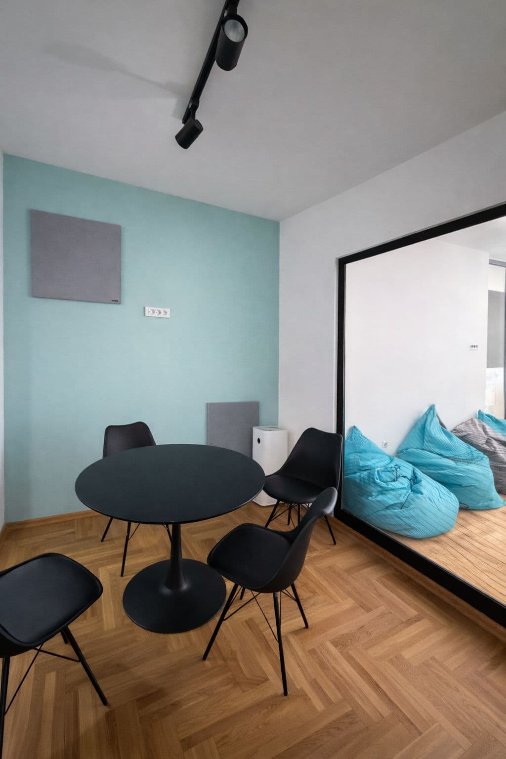 Се изнајмува деловен простор во Центар - За Изнајмување - Центар - Слика 6