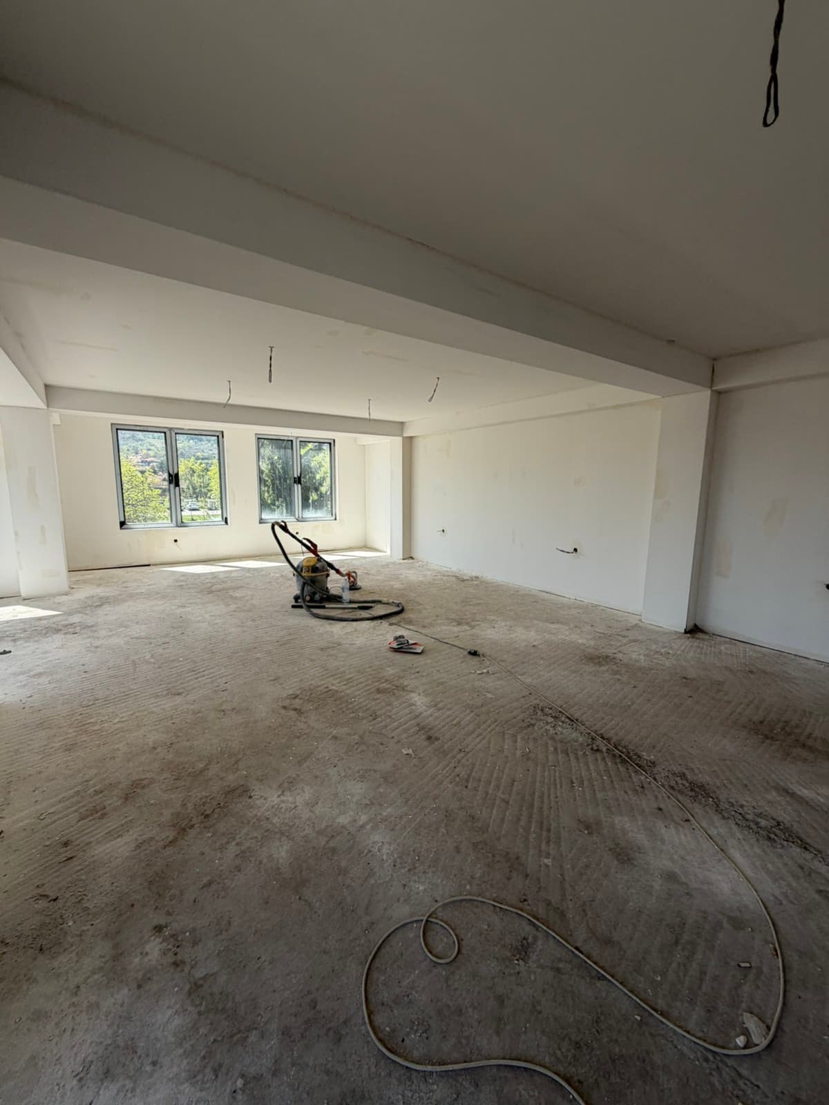 Се изнајмува деловен објект во Драчево - За Изнајмување - Кисела Вода - Слика 9