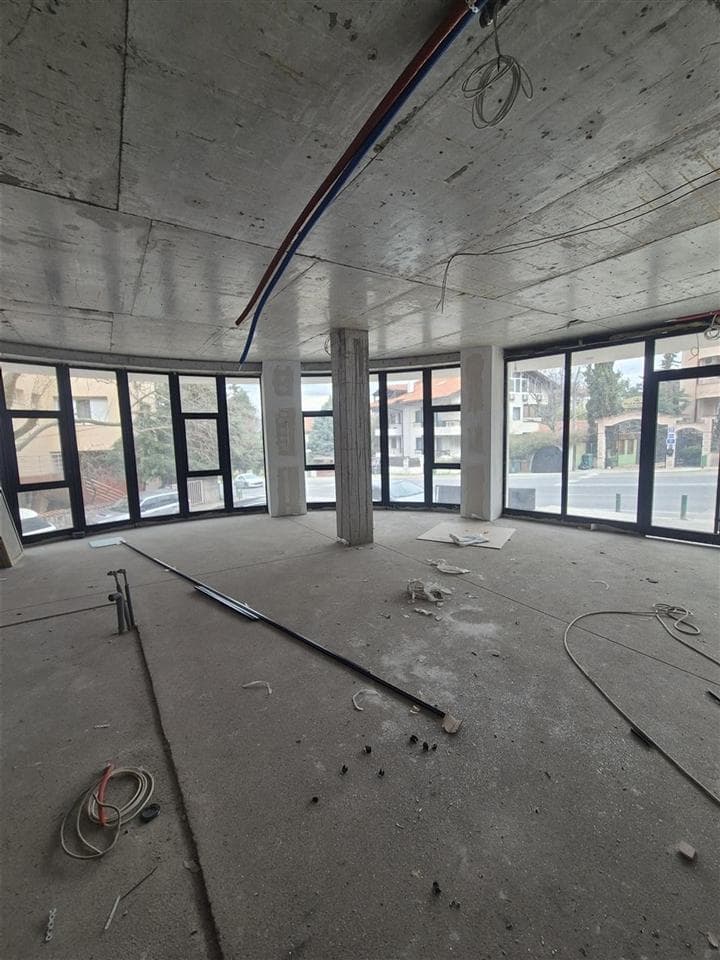 Се изнајмува деловен објект на Водно - За Изнајмување - Водно