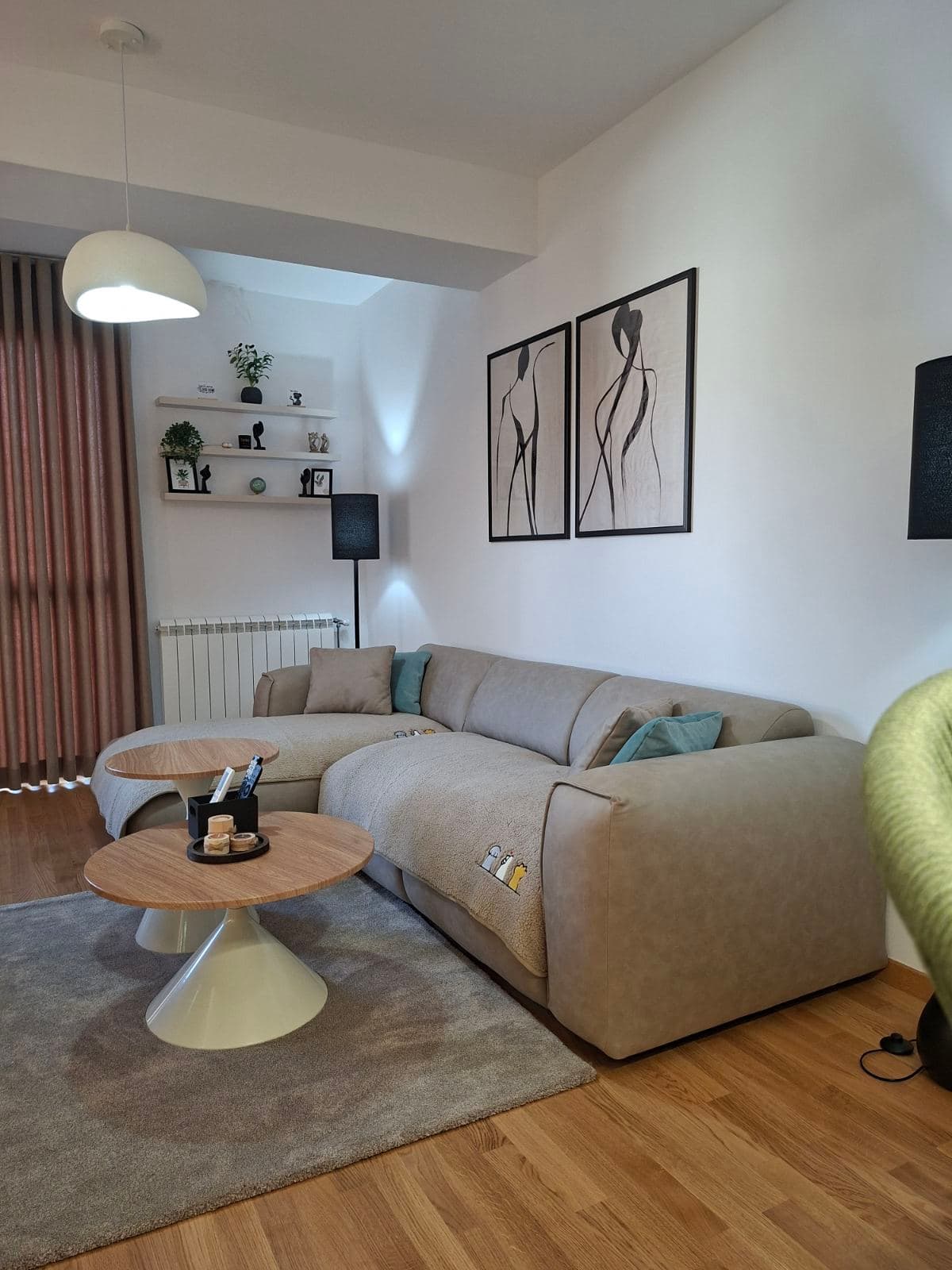 Стан 48м2 во Центар - За Изнајмување - Центар - Слика 1