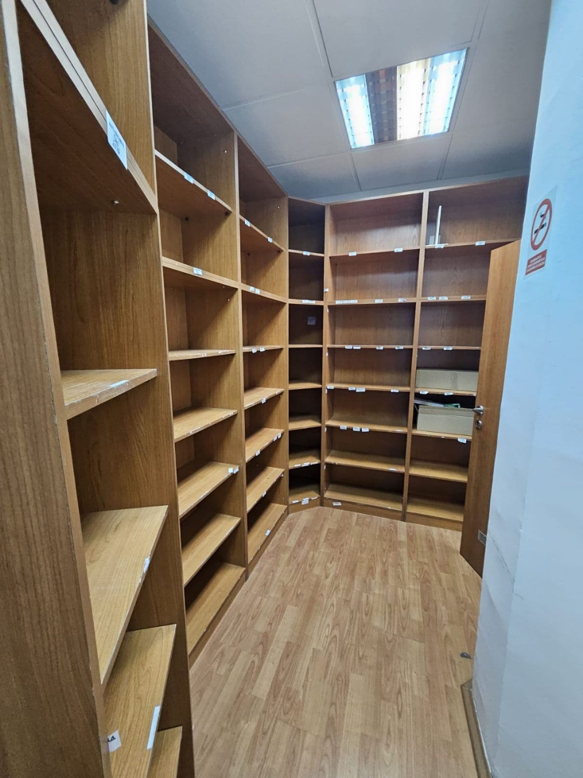 Се изнајмува деловен простор во Аеродром - За Изнајмување - Аеродром - Слика 9