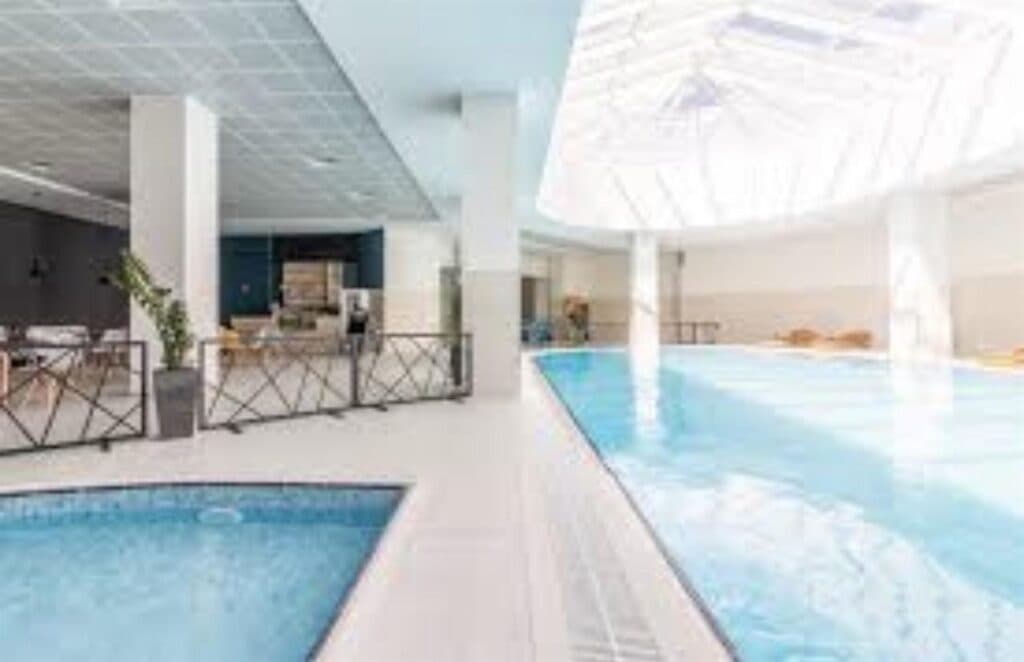 Luxury 63m² apartment in Cevahir Sky City - For Rent - Skopje - Image 2