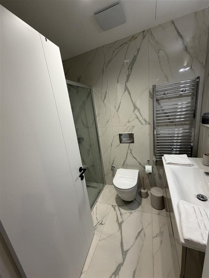 Стан 72м2 во Diamond - За Изнајмување - Скопје - Слика 3