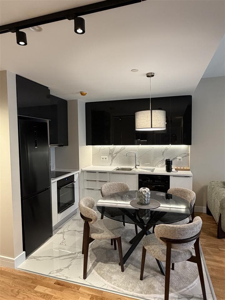 Стан 72м2 во Diamond - За Изнајмување - Скопје - Слика 4