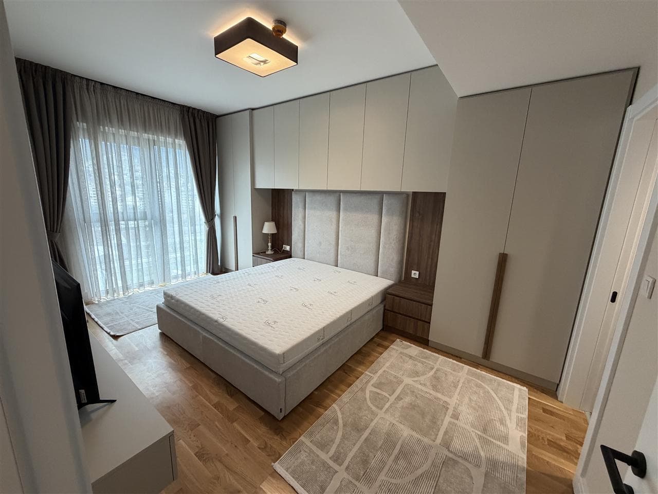 Стан 72м2 во Diamond - За Изнајмување - Скопје - Слика 8